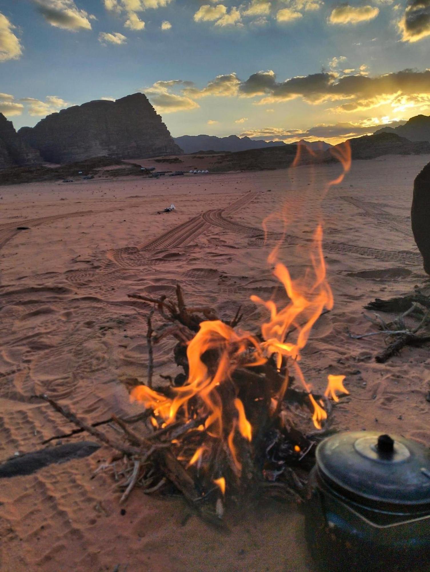 WadiRum Star Planet albasli Wadi Rum Exterior foto